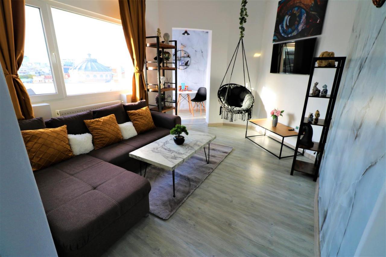 بوخارست Athenee Palace Apartment - Panoramic View Terrace & Balcony - Free Minibar المظهر الخارجي الصورة