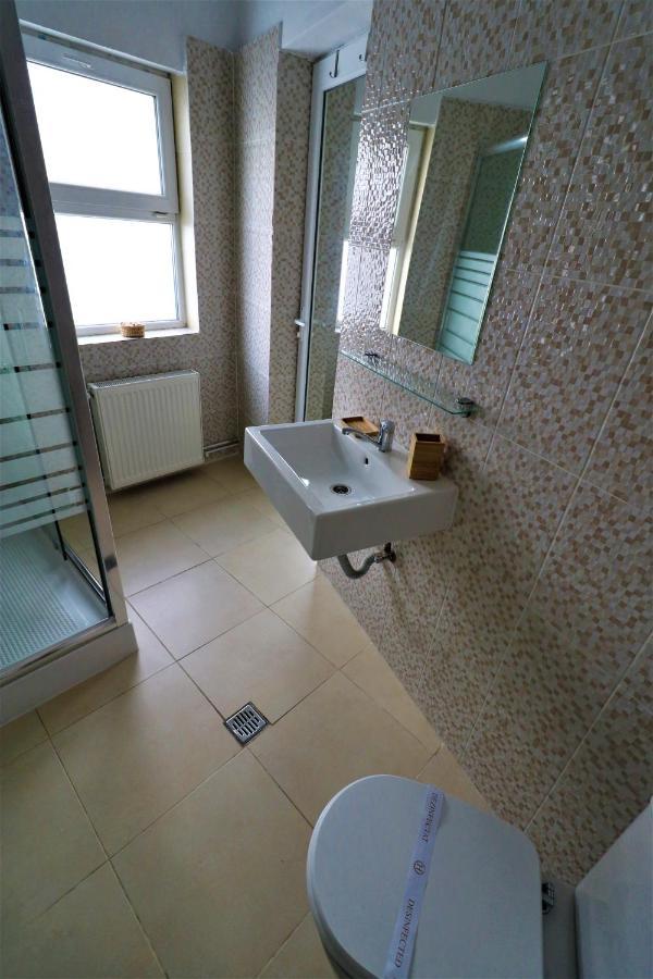 بوخارست Athenee Palace Apartment - Panoramic View Terrace & Balcony - Free Minibar المظهر الخارجي الصورة