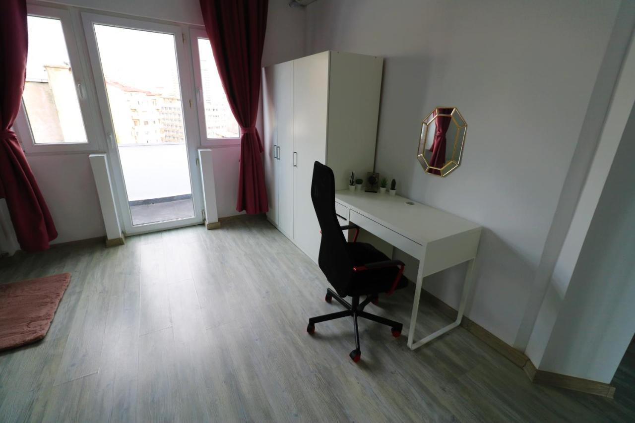 بوخارست Athenee Palace Apartment - Panoramic View Terrace & Balcony - Free Minibar المظهر الخارجي الصورة